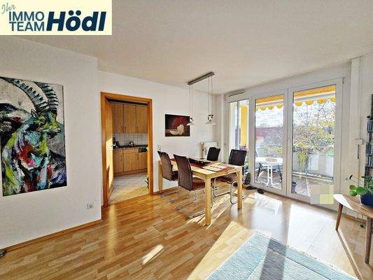 2.Foto Wohn- und Essbereich 