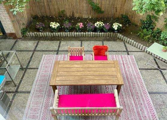 Terrasse im Innenhof