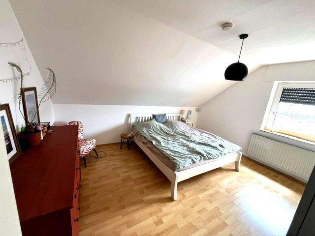 Moderne 4 Zimmer Wohnung, Balkon, Garage in 2 Familienhaus! - Photo 4