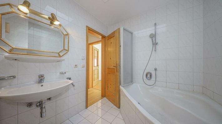 KITZIMMO-Dachgeschosswohnung am Fuße des Hahnenkamm mieten - Immobilien Kitzbühel.