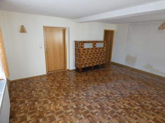 EG - Wohnen mit Kachelofen