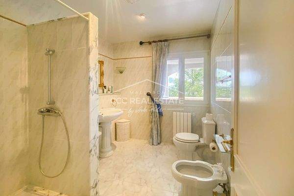 Bad en suite mit Dusche