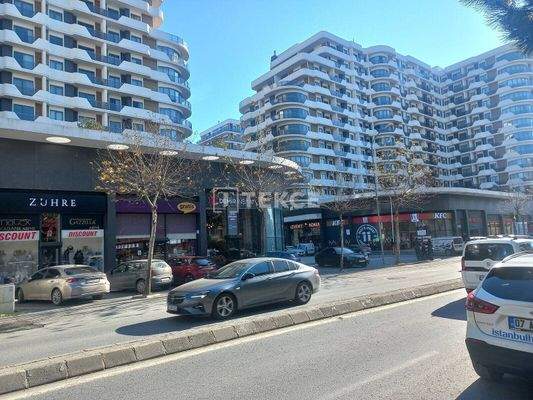 Shops in a Complex with Bazaar Concept in İstanbul Beylikdüzü
