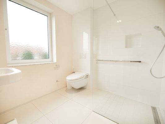 Tageslichtbad im Einliegerbereich