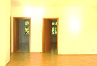 Beispiel Wohnzimmer Blick Küche.jpg