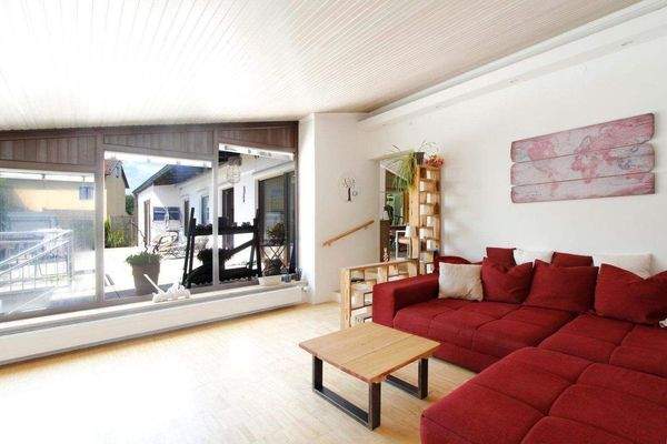 ...mit Blick auf die Terrasse