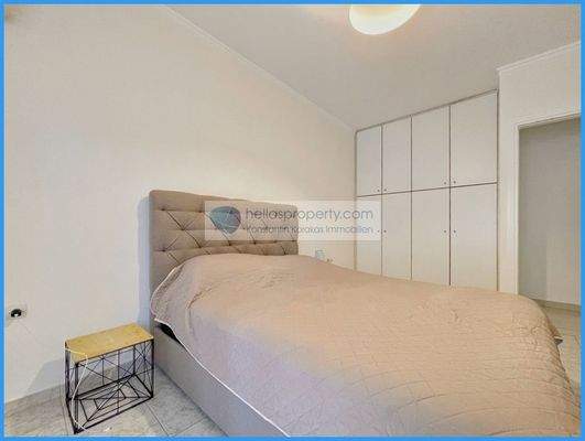 eba1f28a96fd47249d17b849913323ff-original