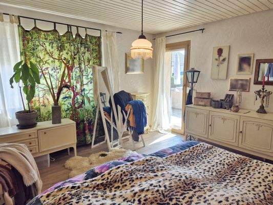 Schlafzimmer Gartengeschoss