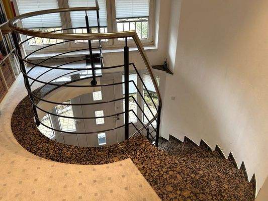 Treppenaufgang zum Dachgeschoss