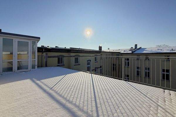 große Dachterrasse mit traumhafter Aussicht
