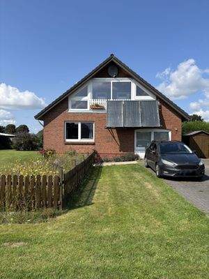 Hausansicht von der Straße