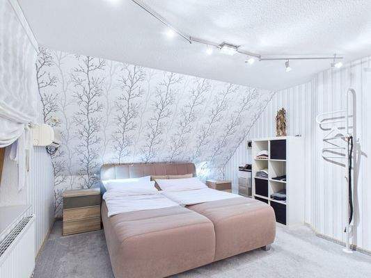 Schlafzimmer mit Klimaanlage