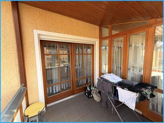 überdachter Balkon 