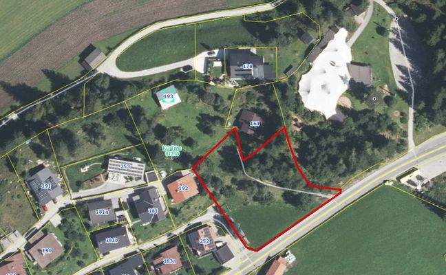 Ansicht gesamtes Grundstück