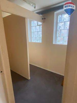 35. Geschäft  Umkleide