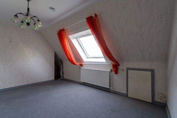 Obergeschoss - Das zweite Schlafzimmer 1.jpg