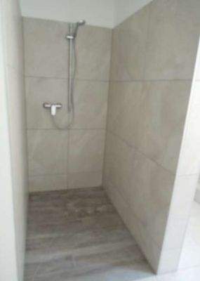 Gemauerte Dusche
