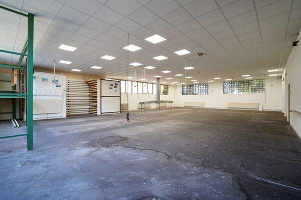 großzügige Hallenfläche