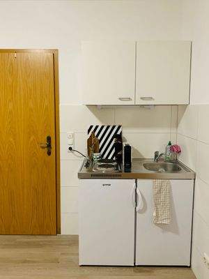 Single EBK, Bild als Illustration