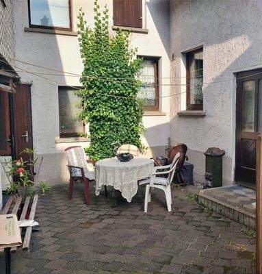 Sitzecke im Innenhof