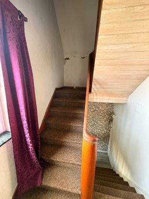 28 Treppenhaus DG linke Hälfte