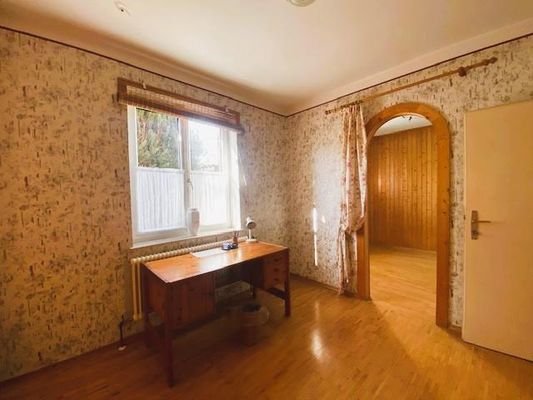 Durchgangszimmer EG