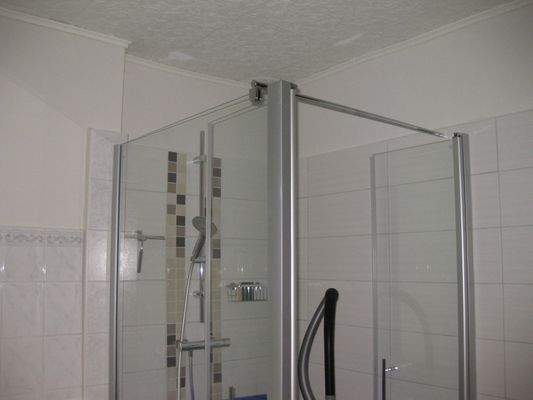 EG Duschkabine neu 