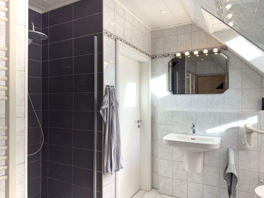 Vollbad im Obergeschoss