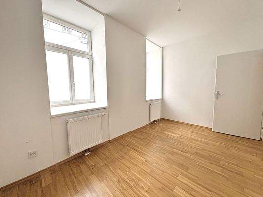 20250327_103243879_iOS