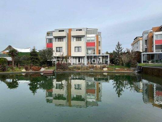 Duplex Apartment in a Complex Close to the Metro in Istanbul