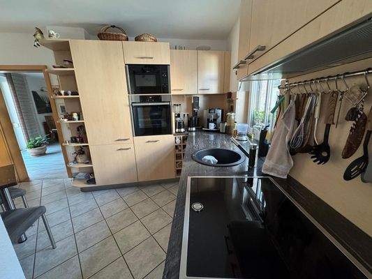 Küche mit Einbauküche 1.OG