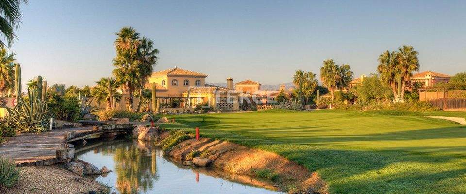 Properties with Mediterranean Flair in a Resort in Almeria