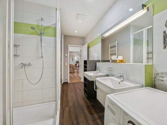 Badezimmer - Ansicht 1