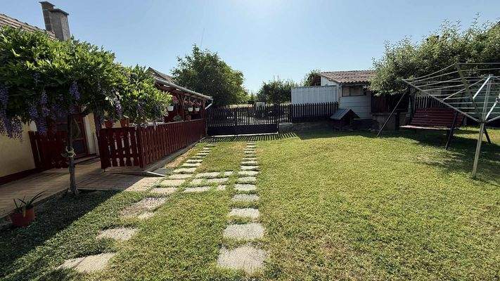 att.w-dEkJeiYUV0KMka80vvJrlZ7BV657zMC1XqnOCK9wY.JP