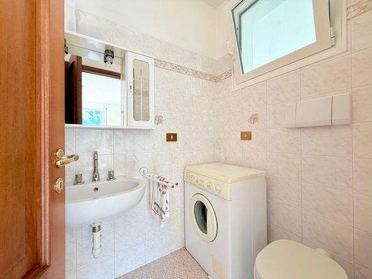 AP_1050_TERRA ITALIA IMMOBILIEN_LIGURIEN_APRICALE_