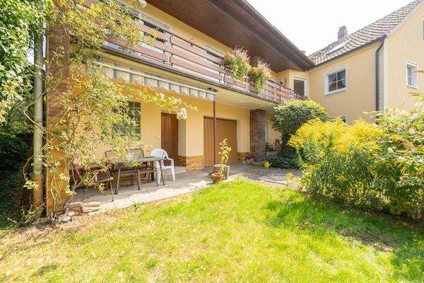 Kleiner Garten und Terrasse