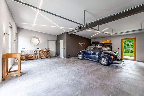 Großzügige Garagenfläche 