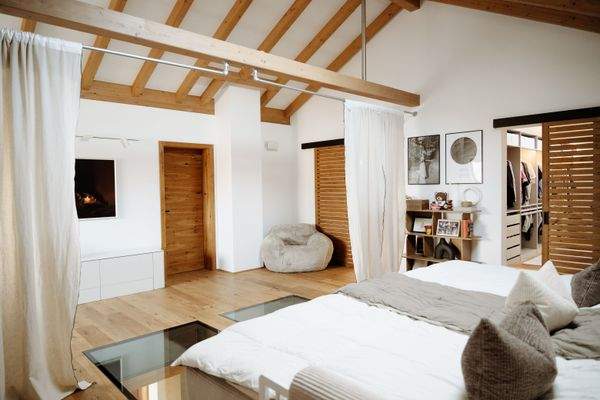 21 Schlafzimmer (2) OG.jpg