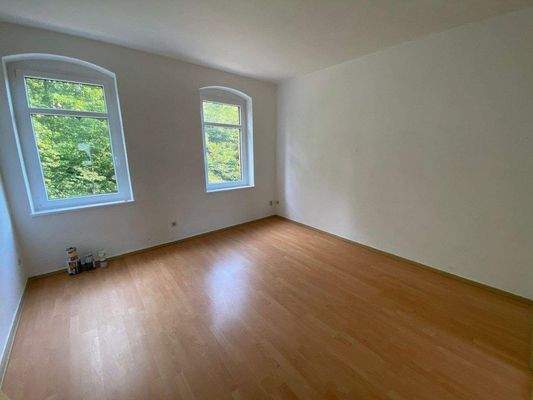 Helles Wohnzimmer im 2. OG.jpg