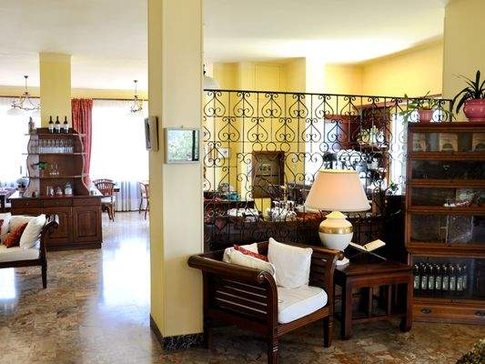 PE894_09 TERRA ITALIA IMMOBILIEN_LIGURIEN_PERINALD