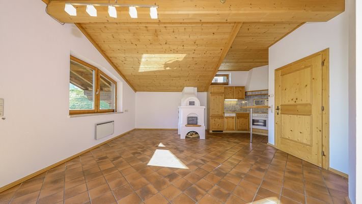 KITZIMMO-Dachgeschosswohnung in sonniger Ruhelage - Immobilien Jochberg.