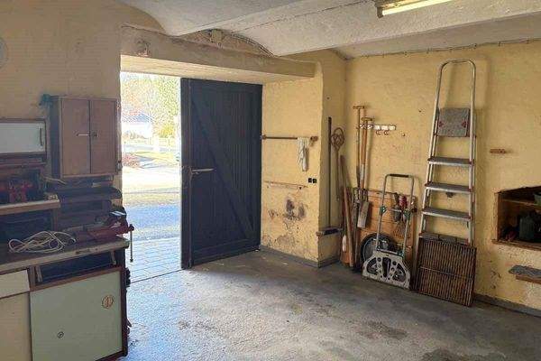 Garage mit Werkstatt