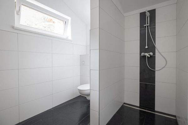 Badezimmer im Obergeschoss