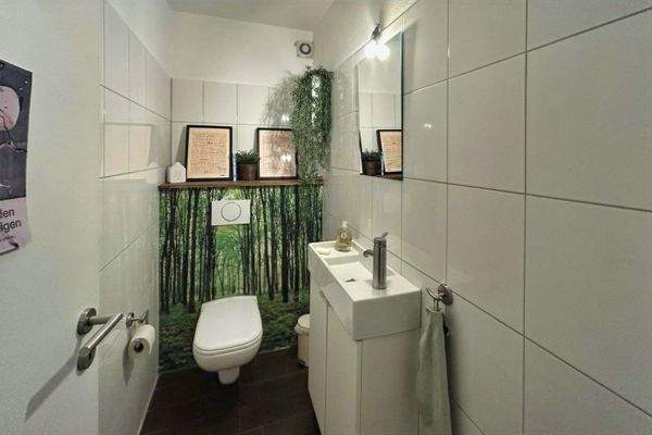 Gäste-WC (innenliegend)