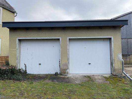 Garagen neu eingedeckt