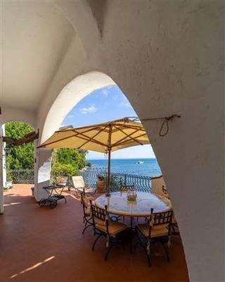 Villa-in-vendita-a-Porto-Santo-Stefano9.jpeg