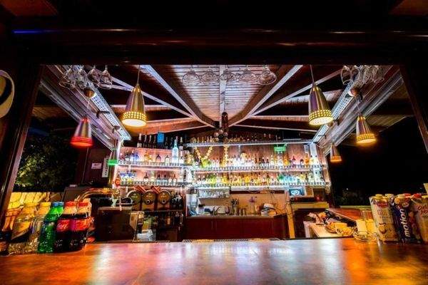 Hotel-Apartments am Meer in Kolymbari zu verkaufen