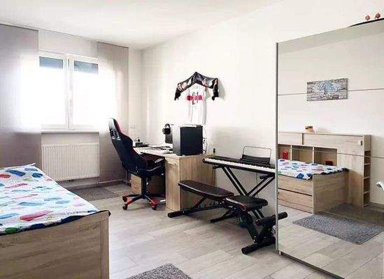 Kinderzimmer (2).jpg