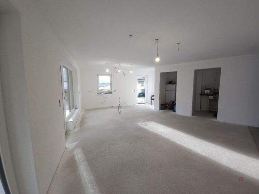 IMG-20250926-WA0172 (1)