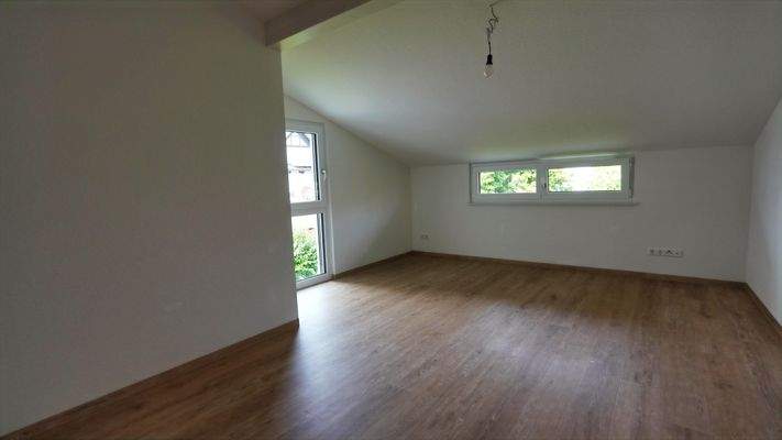 Geräumiges Schlafzimmer